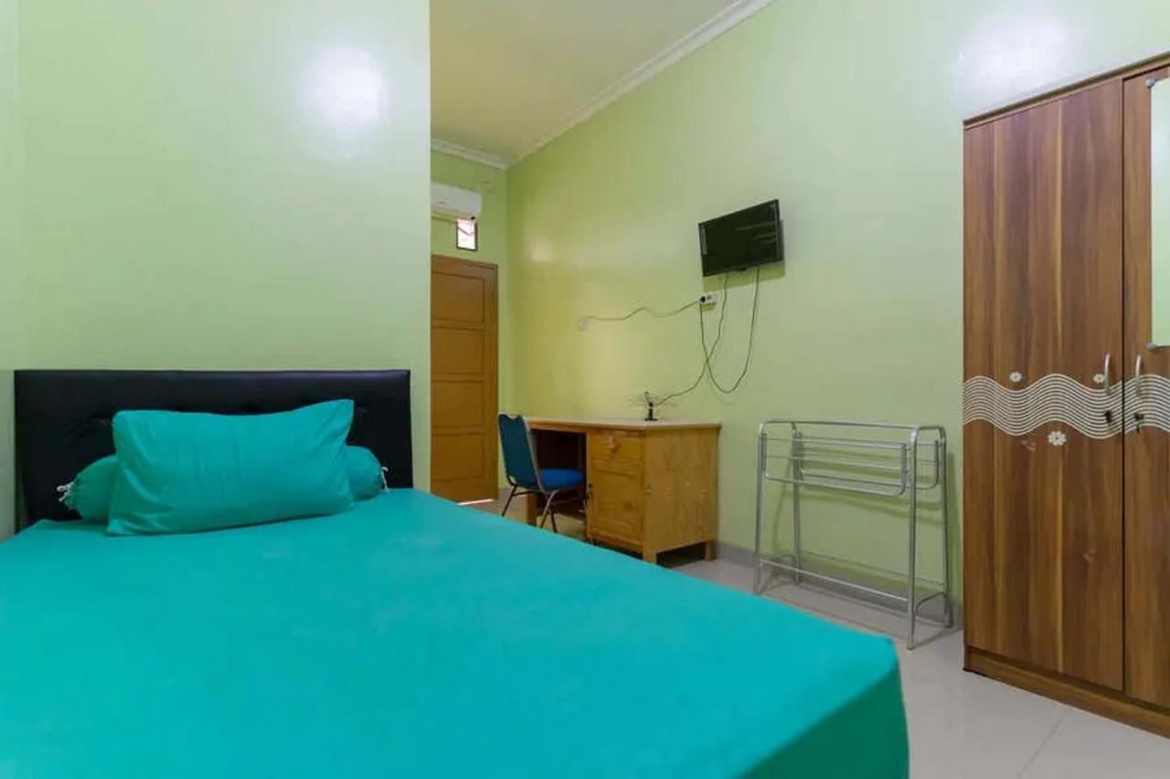 Hotel Kostawira Syariah Bintaro Mitra Reddoorz Mencil Exterior foto